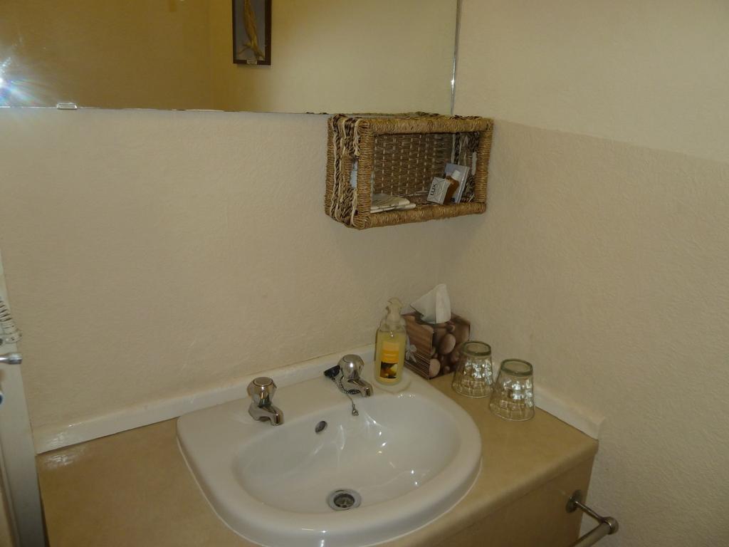 The Owls Crest House B&B Weston-super-Mare Room photo