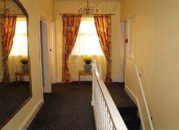 The Owls Crest House B&B Weston-super-Mare Exterior photo